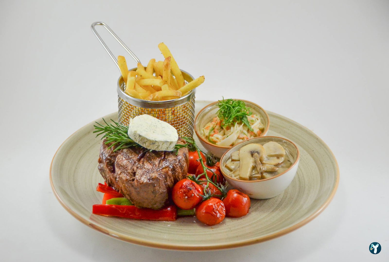 Mezze Grill Restaurant & Ocakbasi
