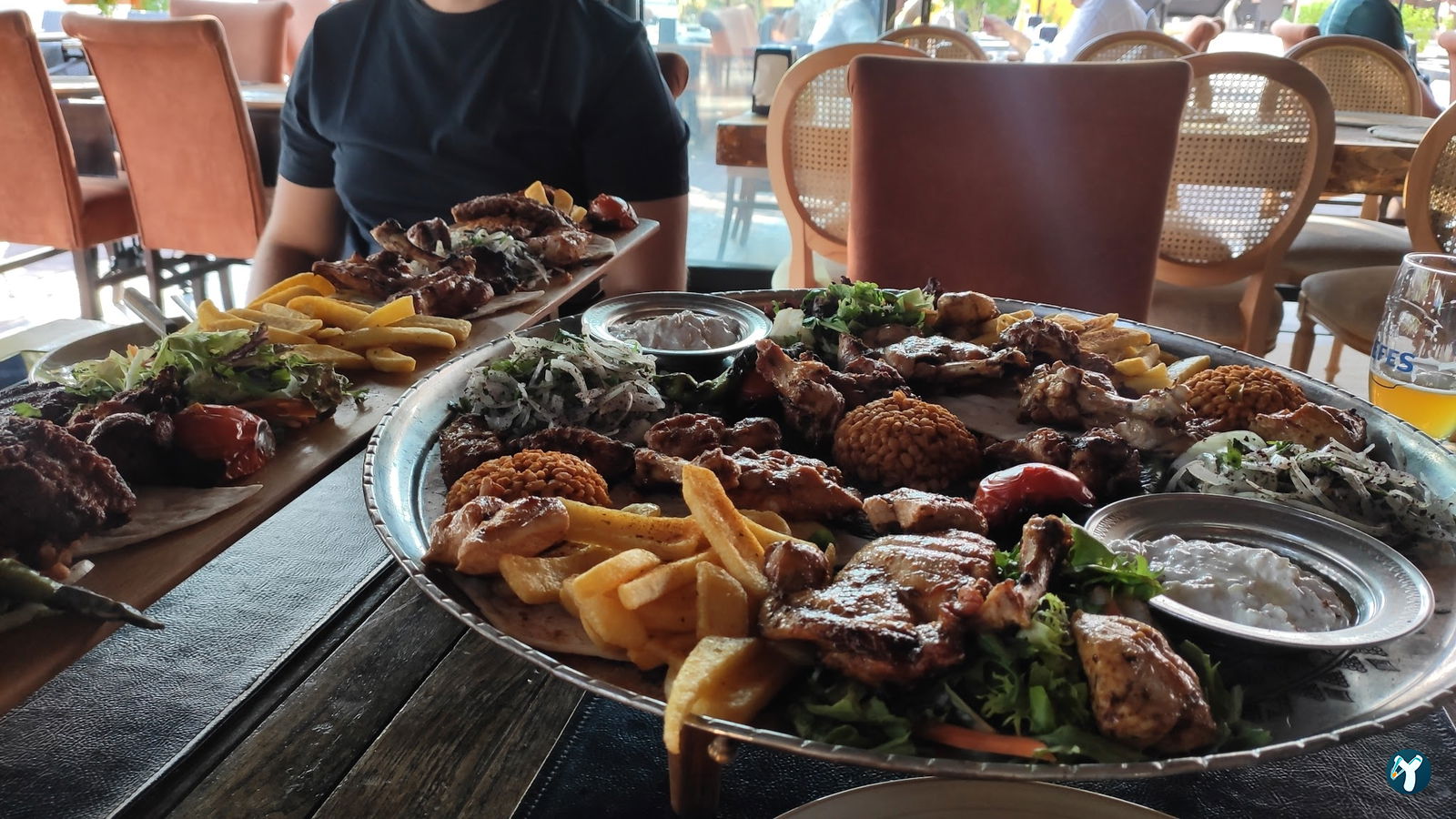 Mezze Grill Restaurant & Ocakbasi