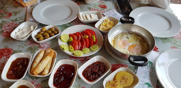 ÇINARALTI MOLA YERI