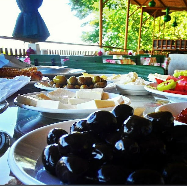 ÇINARALTI MOLA YERI