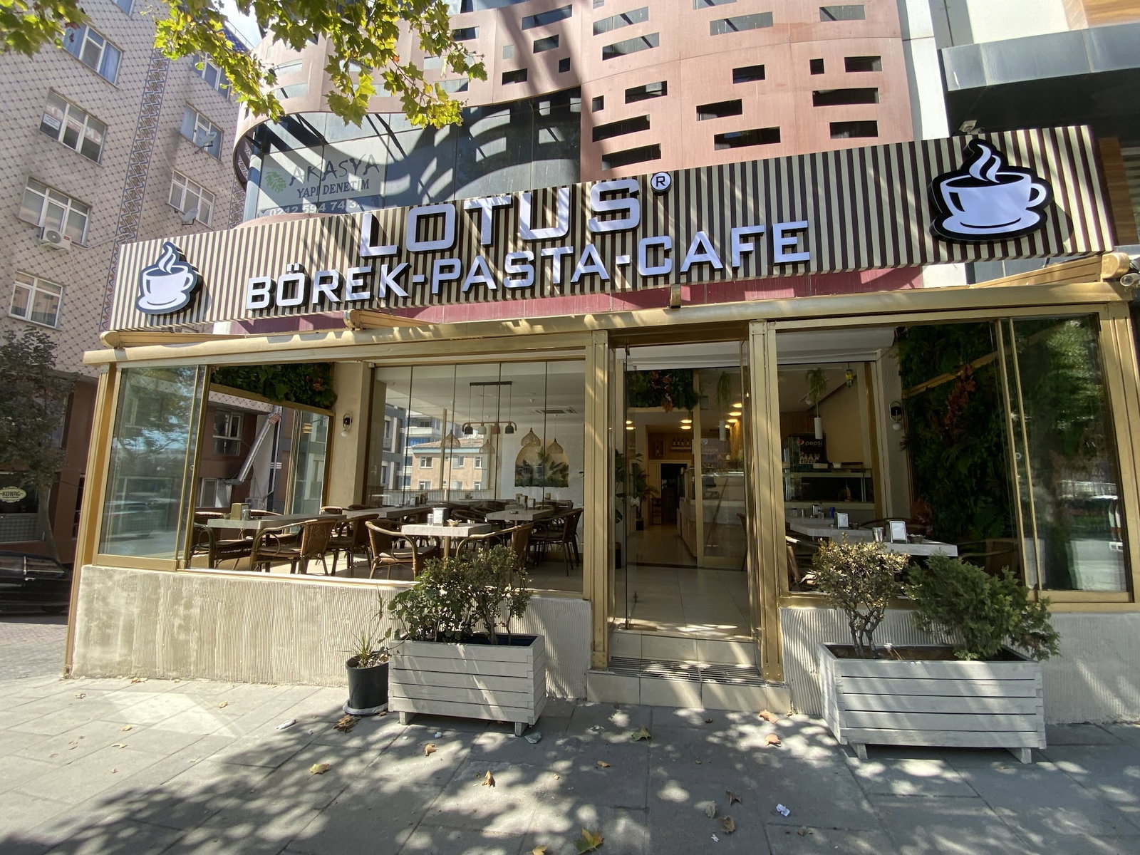 Lotus Börek Pasta & Kafe