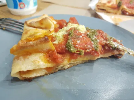 Pizza Locale resimleri