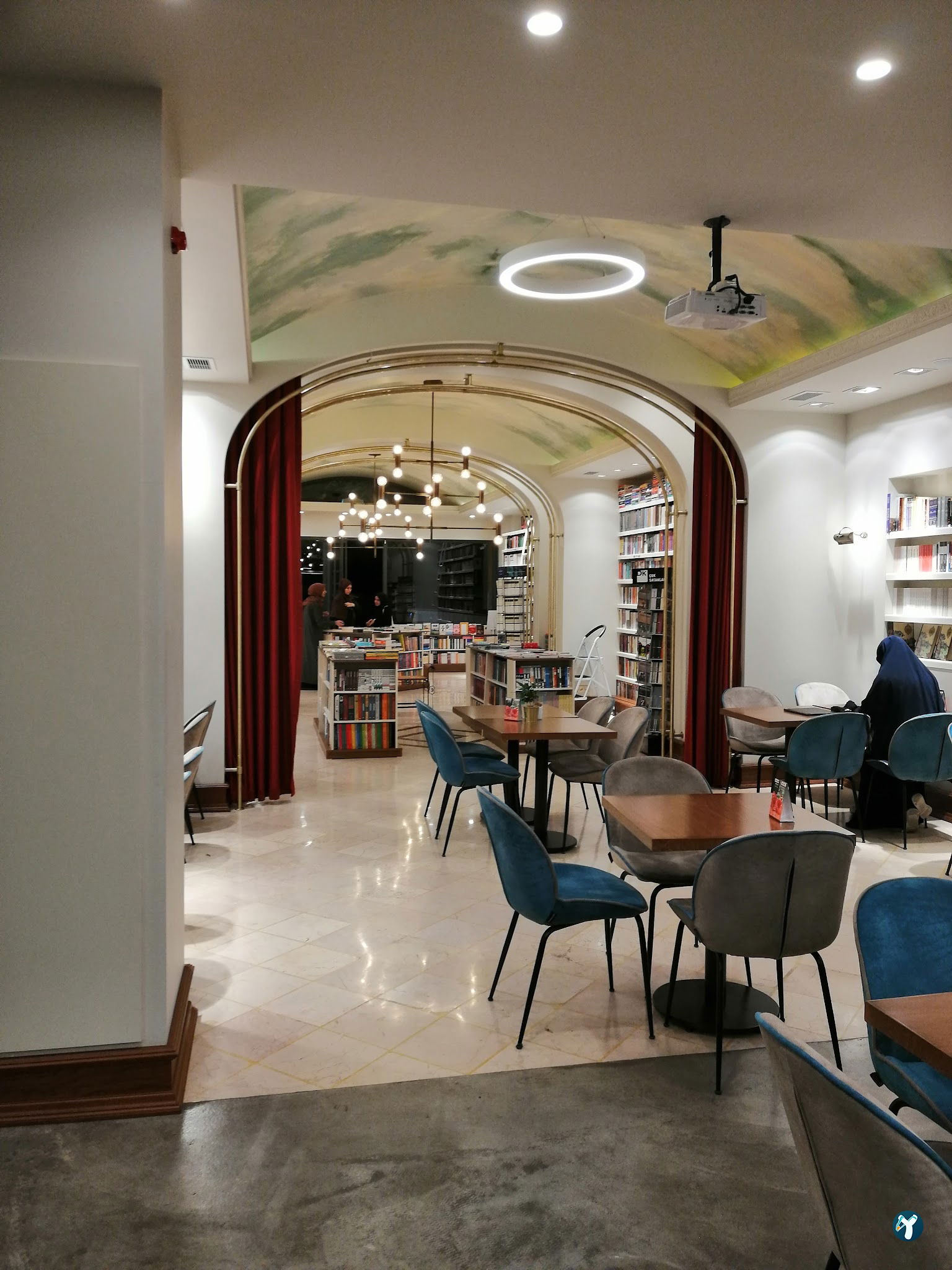 İstanbul Kitap Kahve