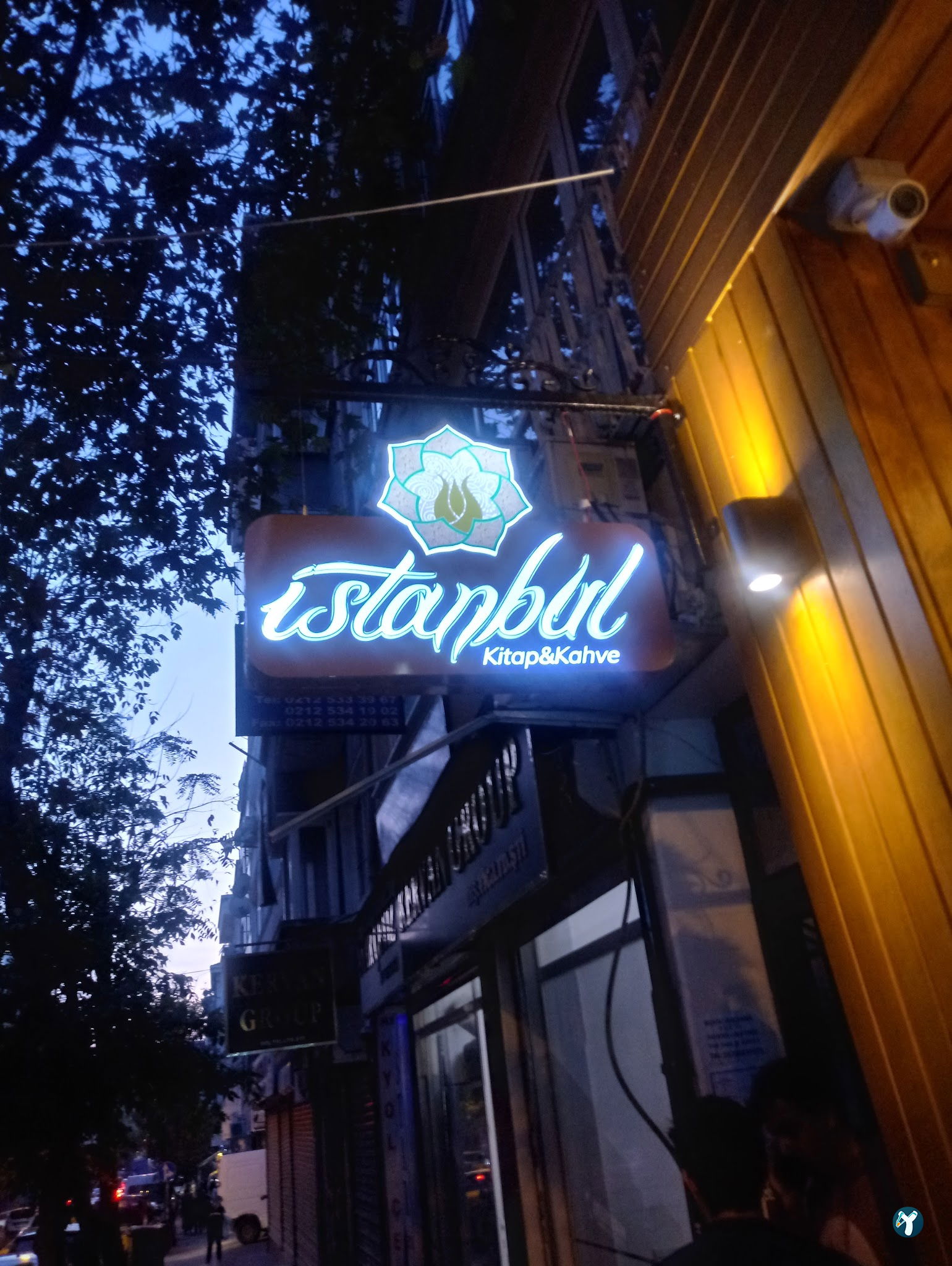İstanbul Kitap Kahve