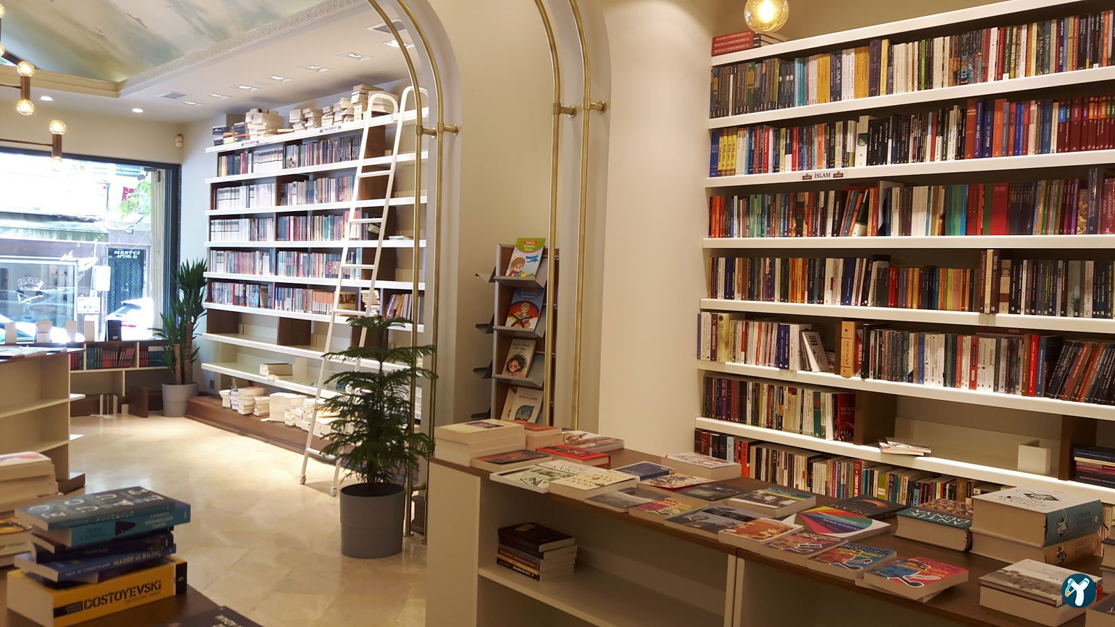 İstanbul Kitap Kahve