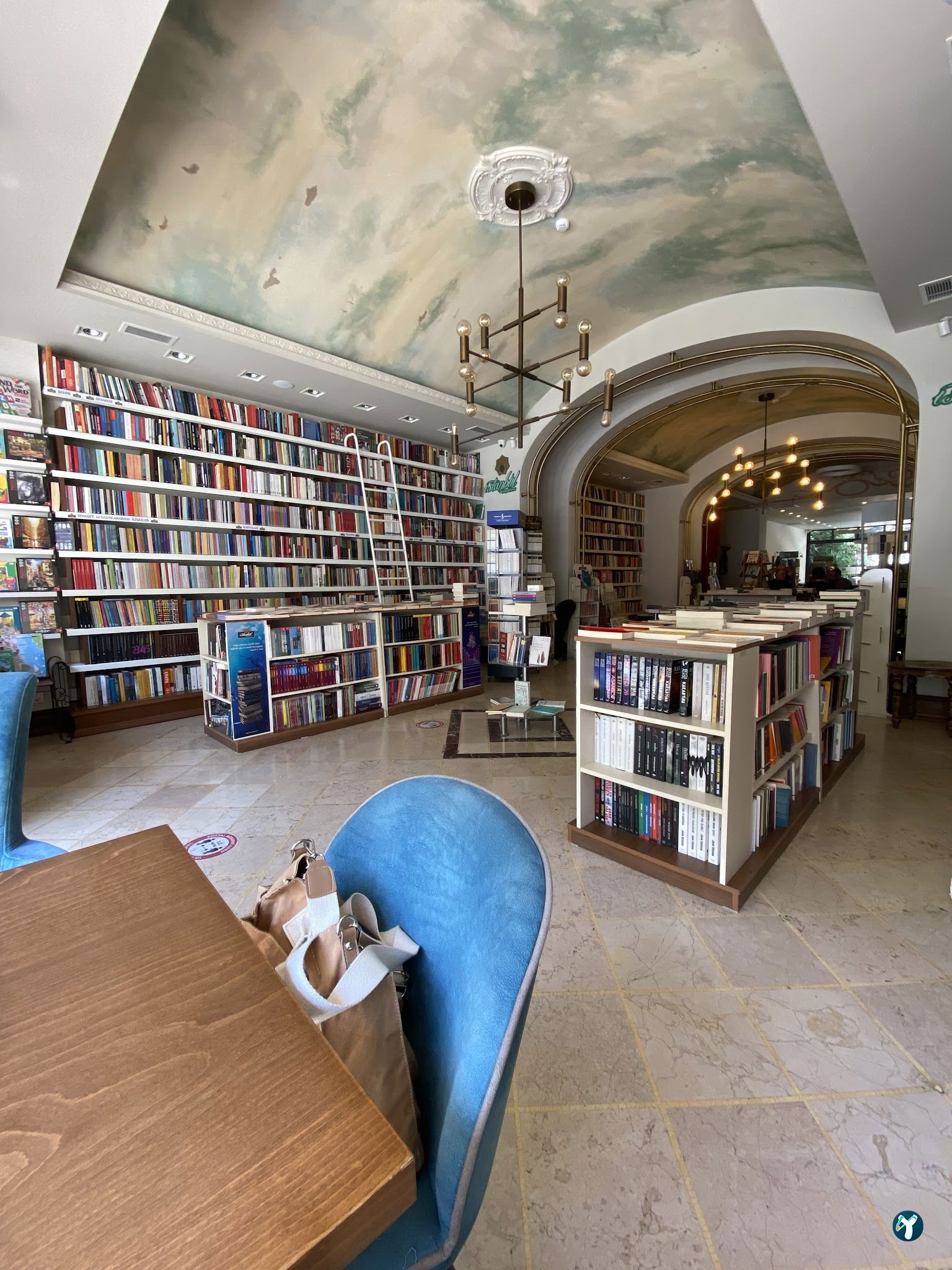 İstanbul Kitap Kahve