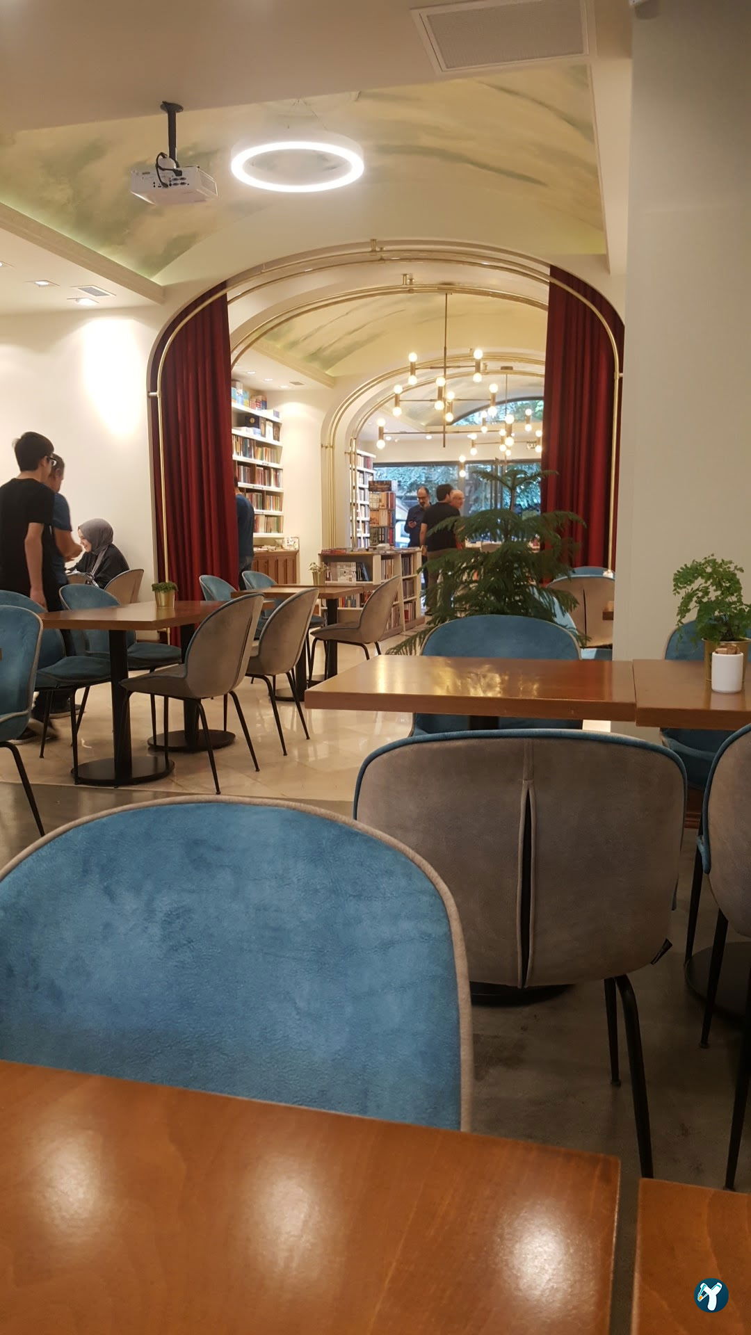 İstanbul Kitap Kahve