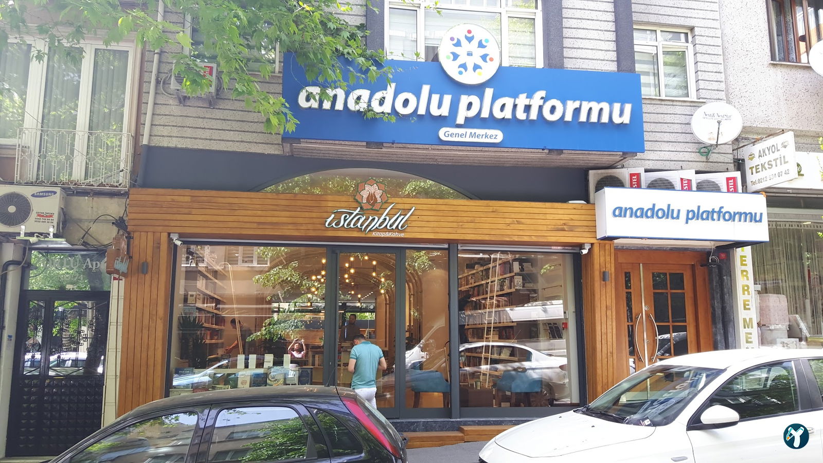 İstanbul Kitap Kahve