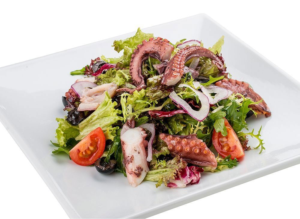 Ahtapot Salatası
