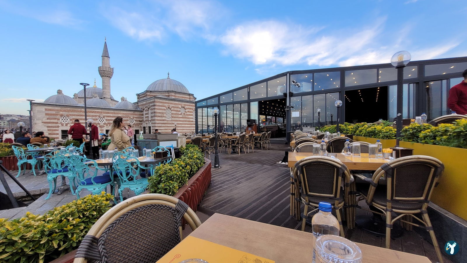 Paçi Lounge