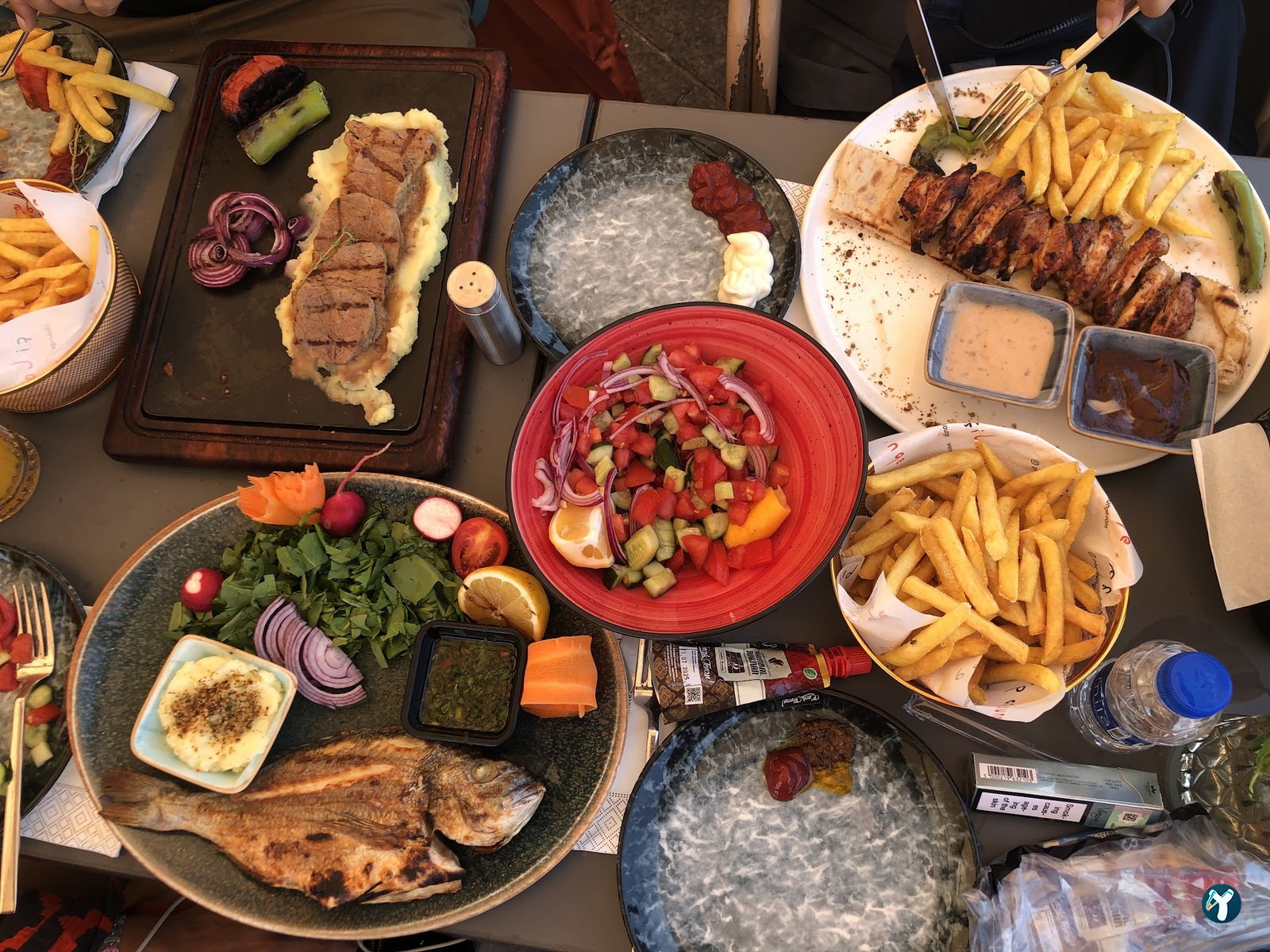 Paçi Lounge