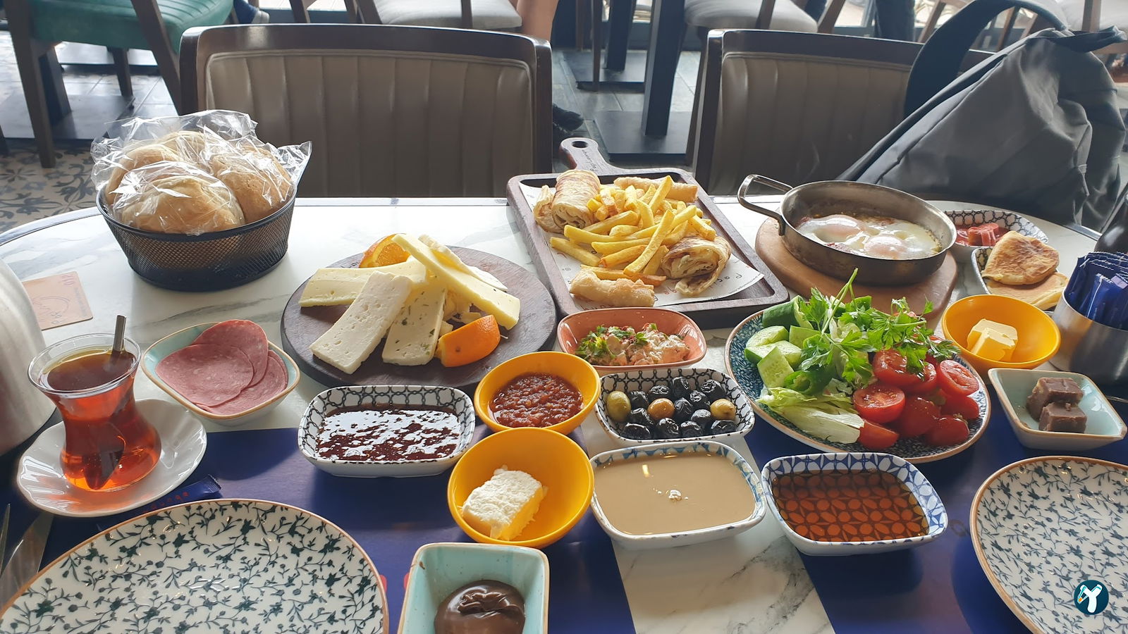 Paçi Lounge
