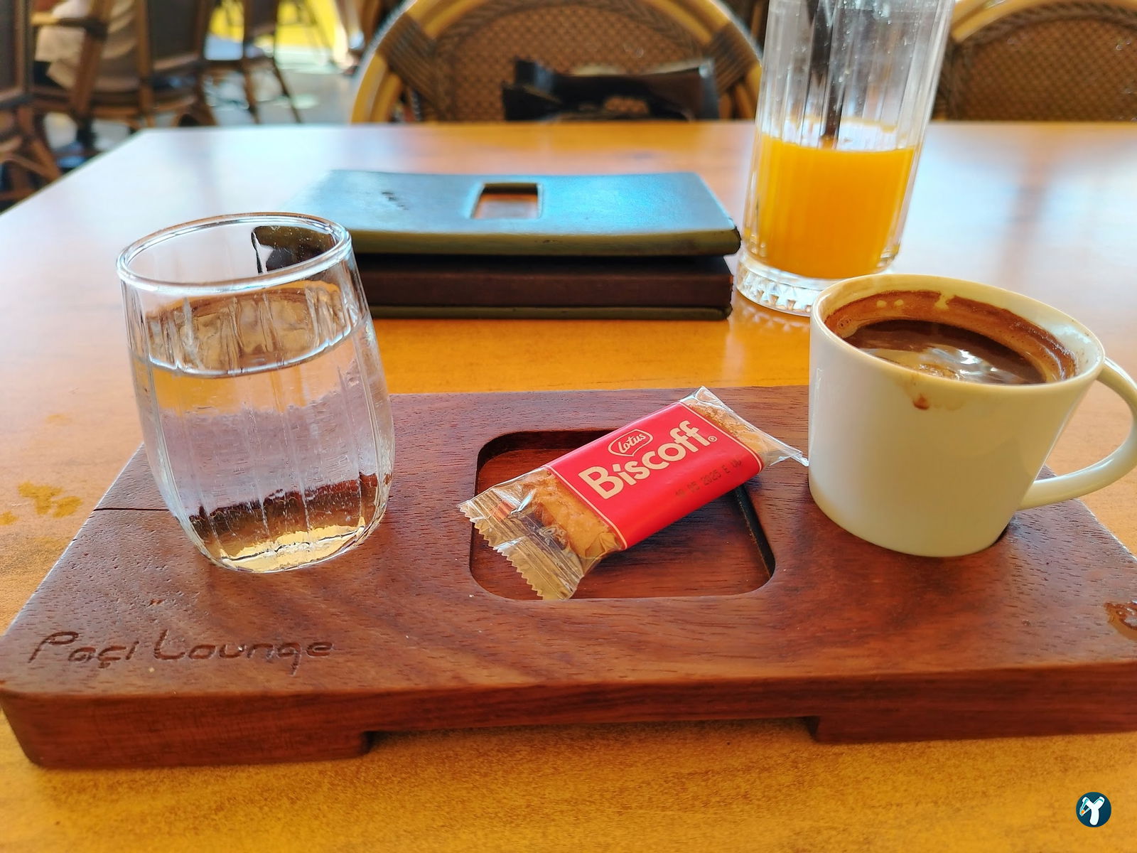 Paçi Lounge