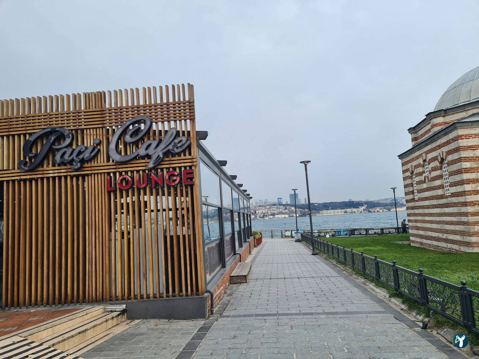Paçi Lounge
