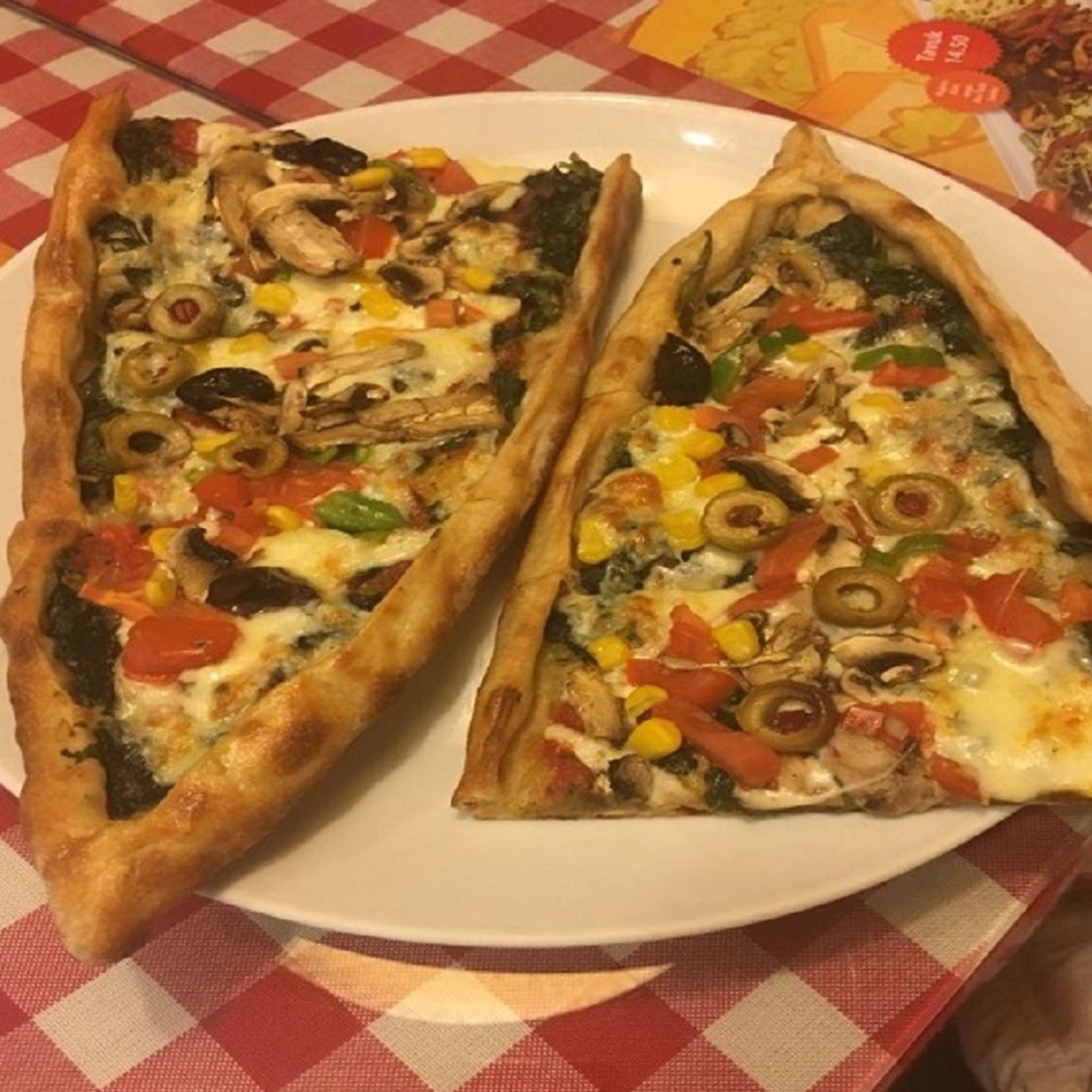 Vejetaryen Pide (Açık)