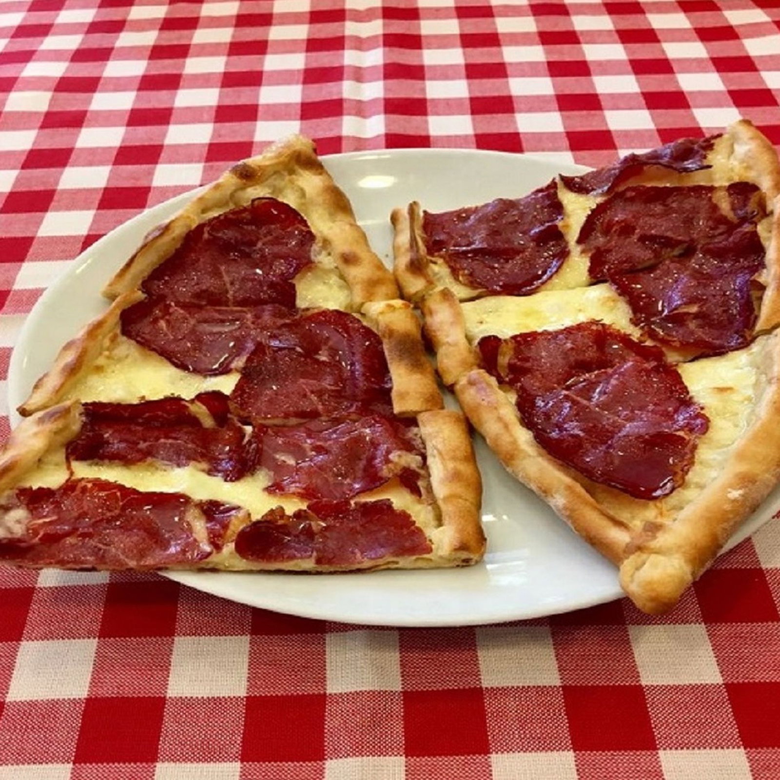 Pastırmalı Kaşarlı Pide (Açık)