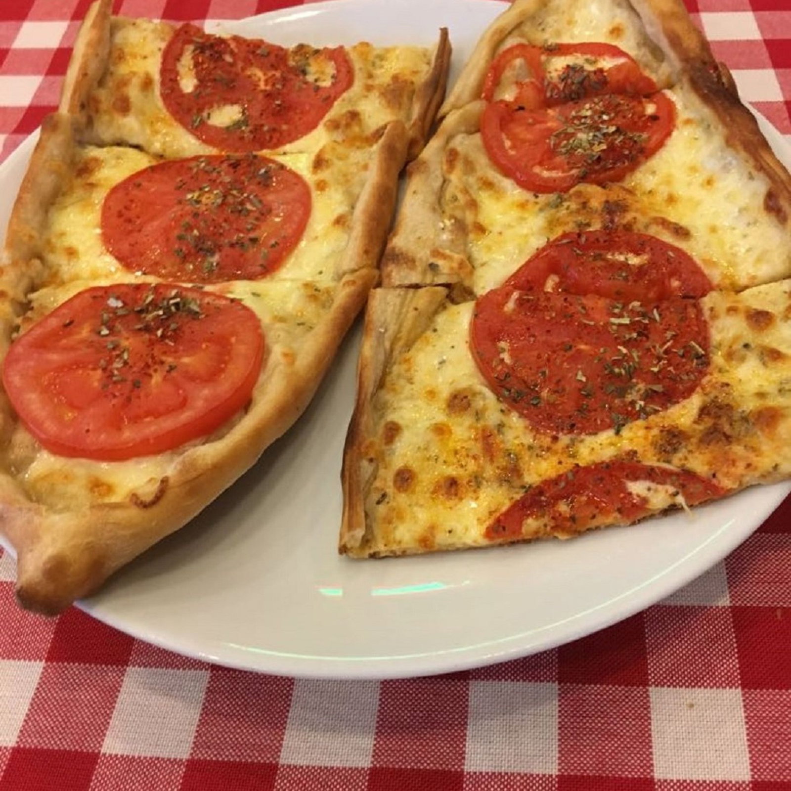 Mozzarellalı Pide (Açık)