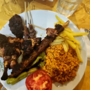 HOTEL AKAY resimleri