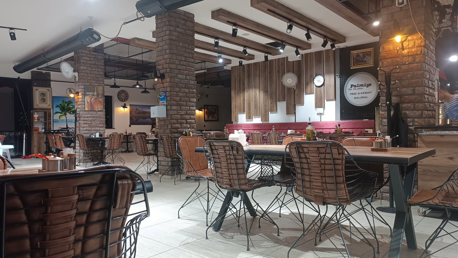 Palmiye Öz Dilara Pide Ve Kebap Salonu