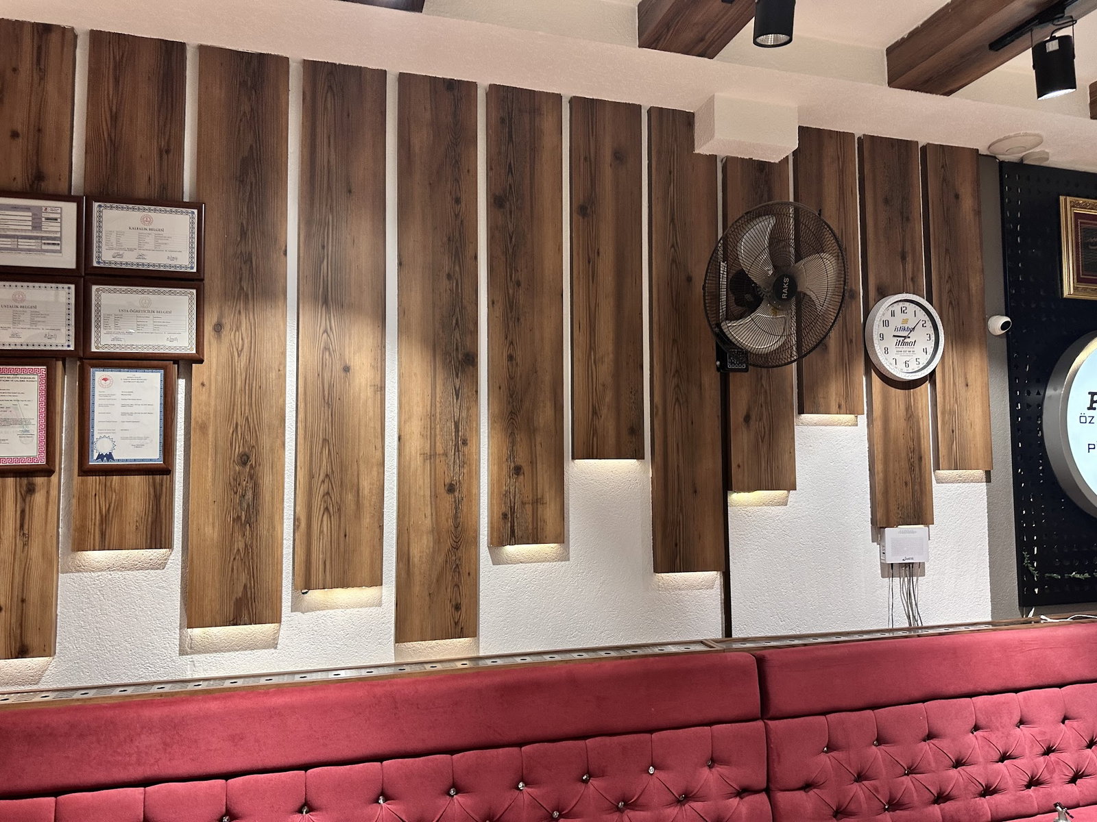 Palmiye Öz Dilara Pide Ve Kebap Salonu