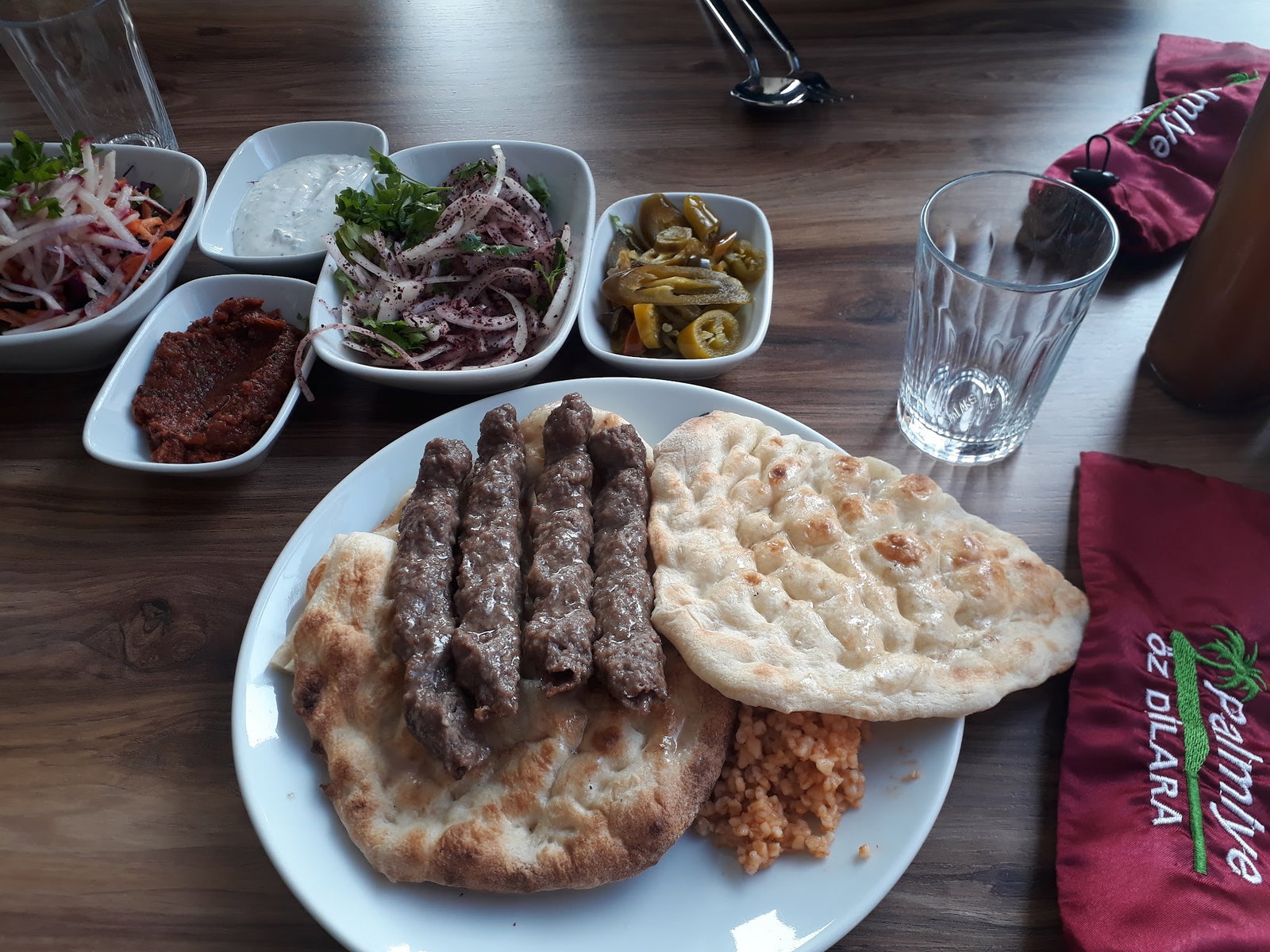 Palmiye Öz Dilara Pide Ve Kebap Salonu