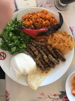 Köfteci Zeki Usta resimleri