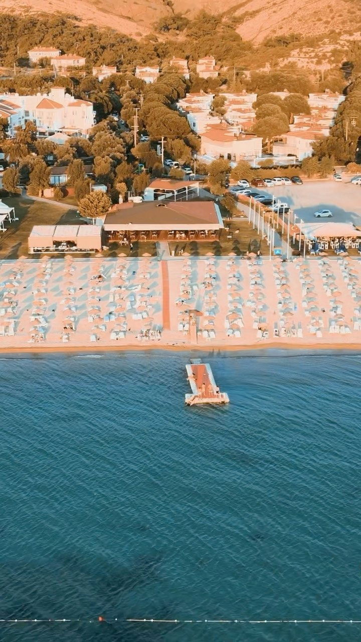 Hanedan Beach Restaurant