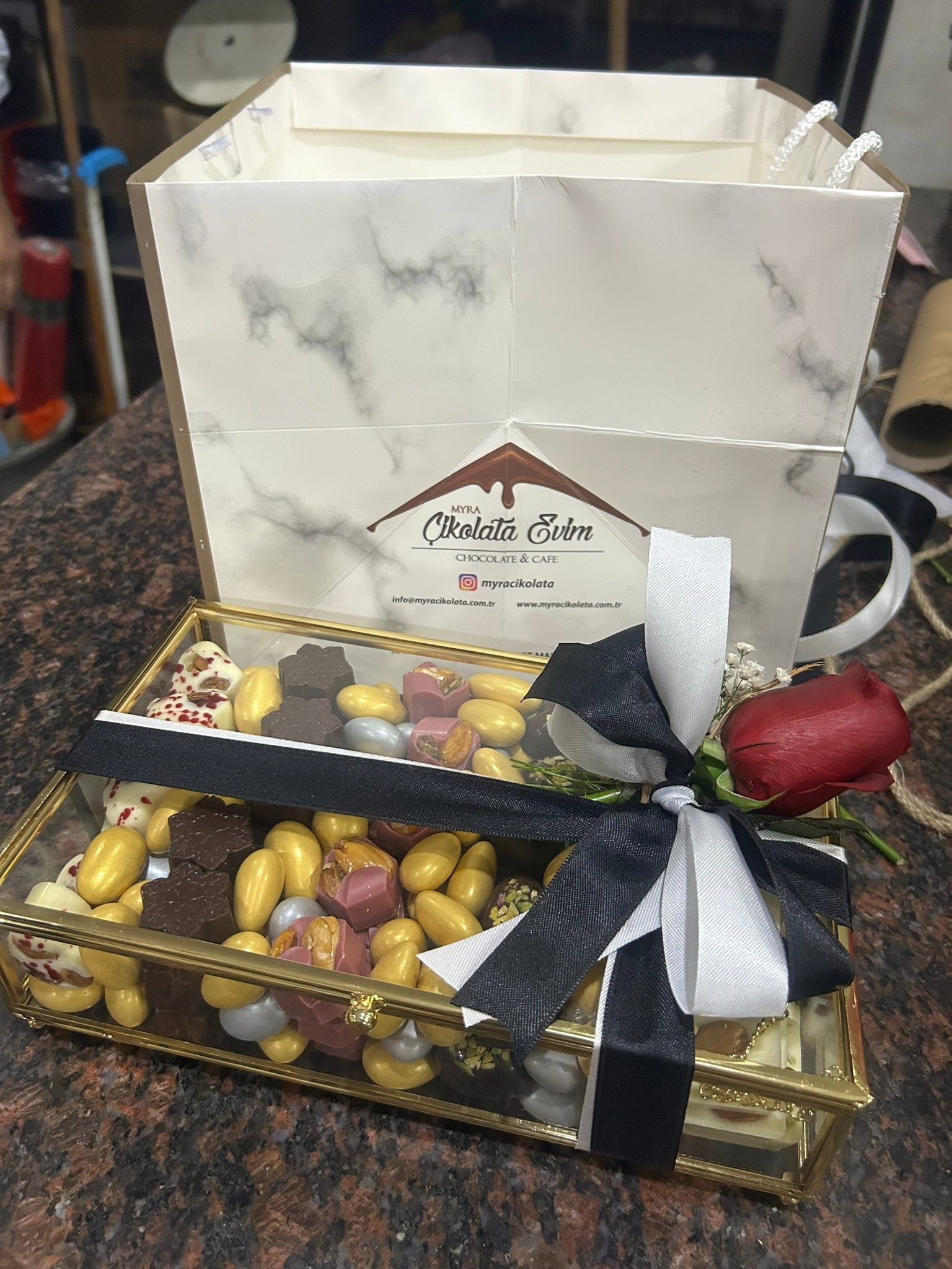 Myra Çikolata Evim Pozcu