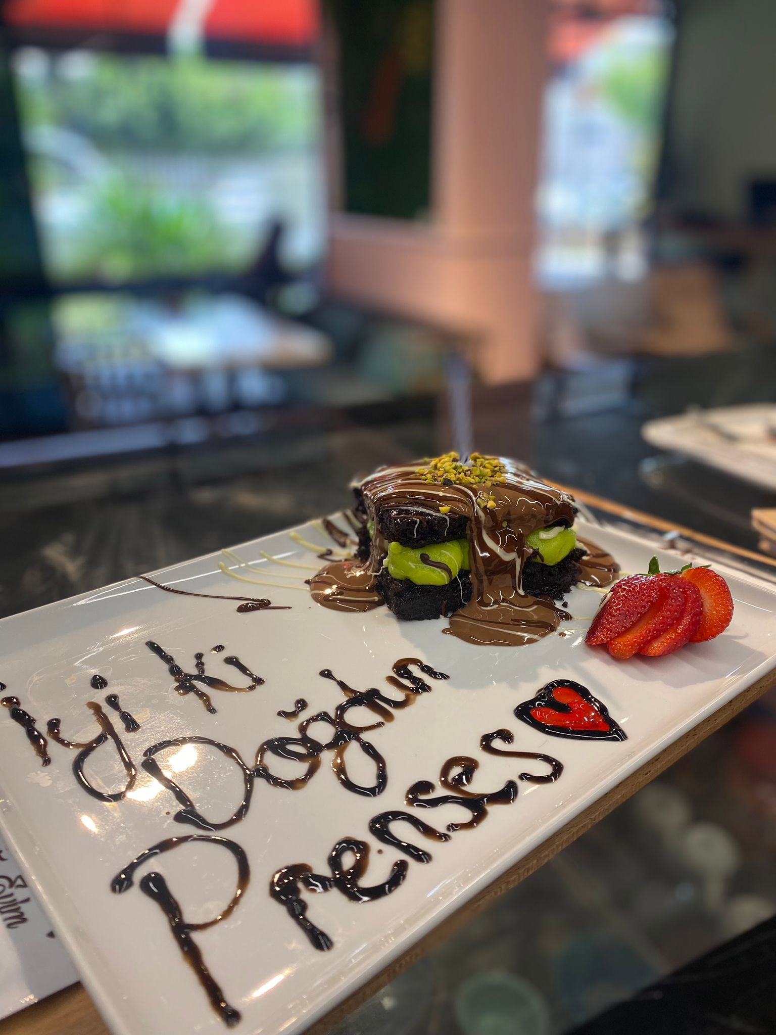 Myra Çikolata Evim Pozcu