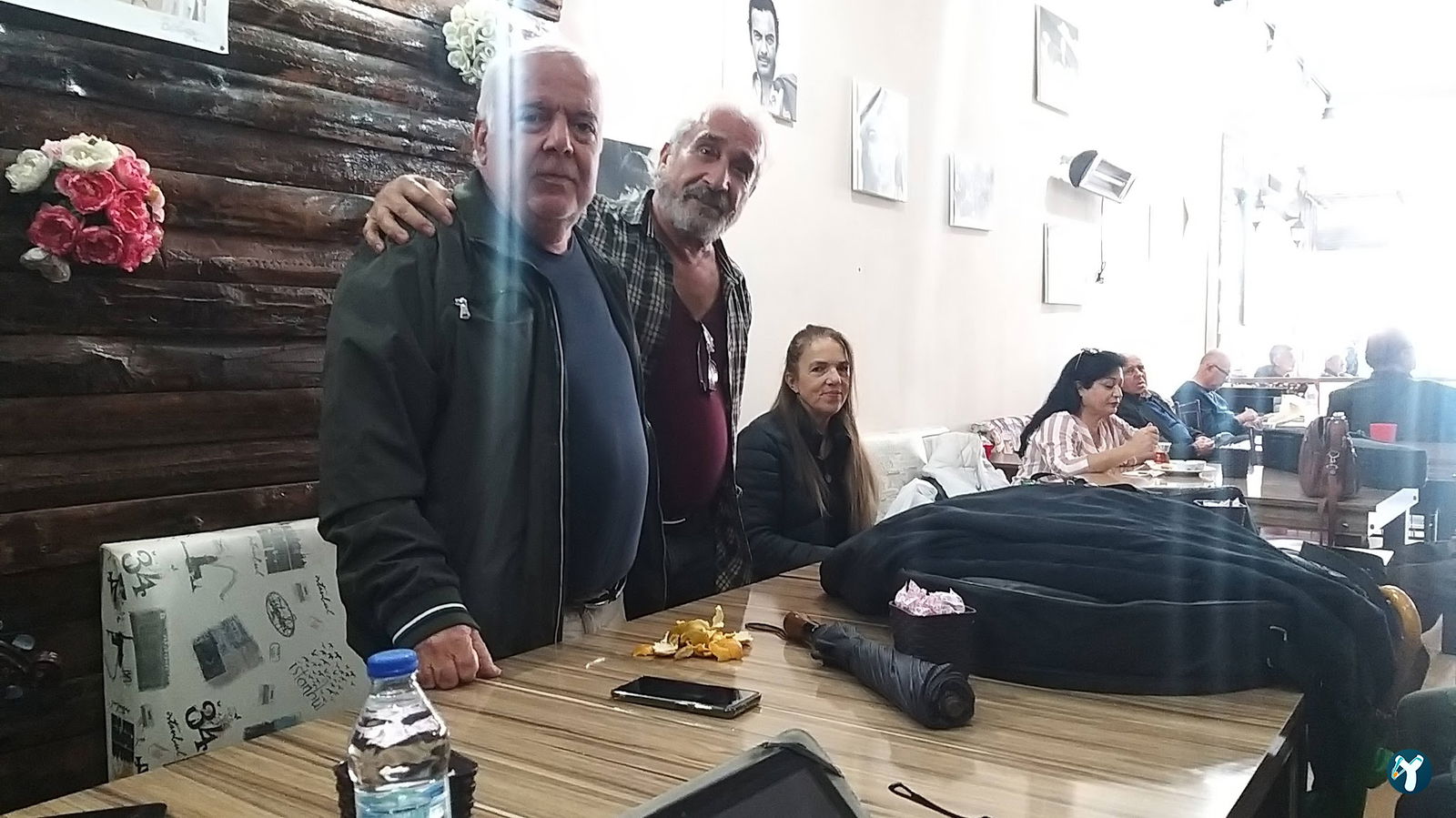 Bahçe Cafe Rol Cast & Production