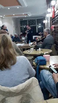Bahçe Cafe Rol Cast & Production resimleri