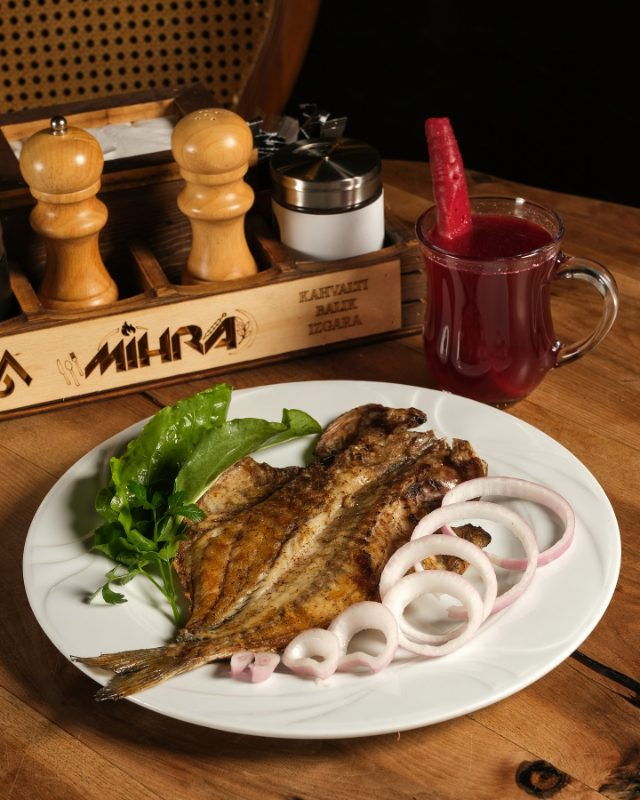 Mi̇Hra Kir Bahçesi̇ Kahvalti Balik Izgara