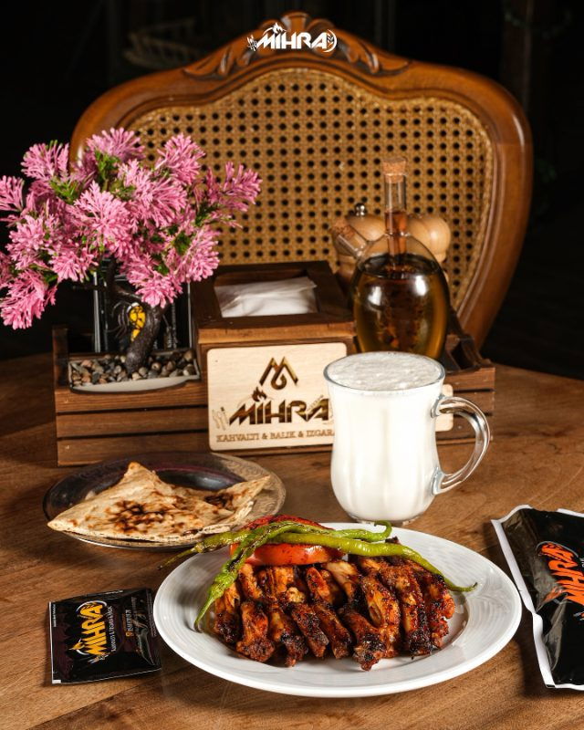 Mi̇Hra Kir Bahçesi̇ Kahvalti Balik Izgara