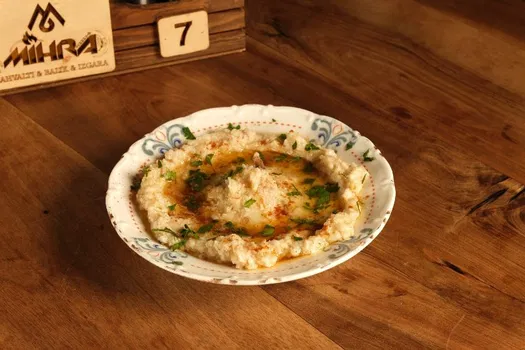 Mi̇Hra Kir Bahçesi̇ Kahvalti Balik Izgara resimleri