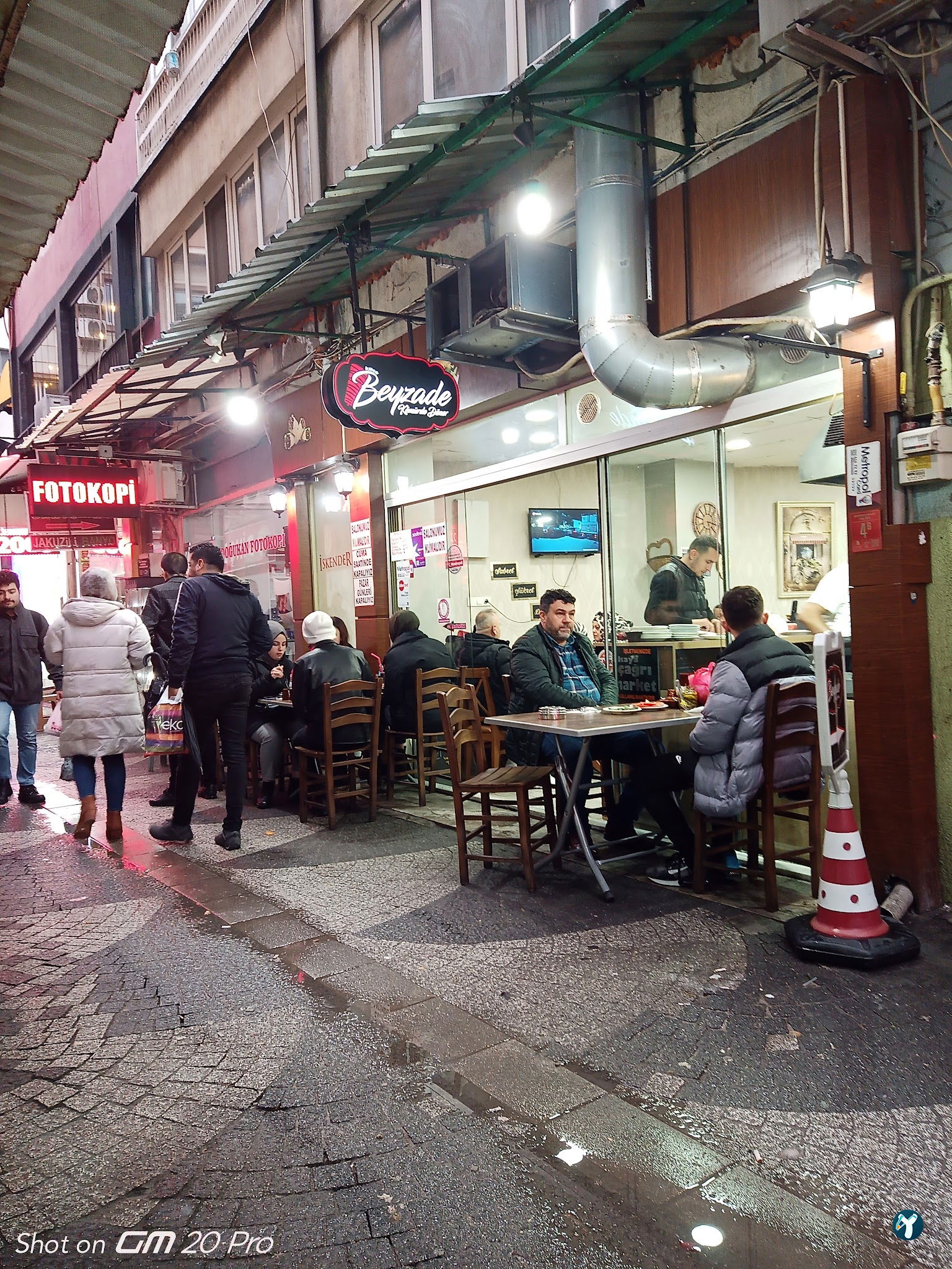 Beyzade Kömürde İskender Döner
