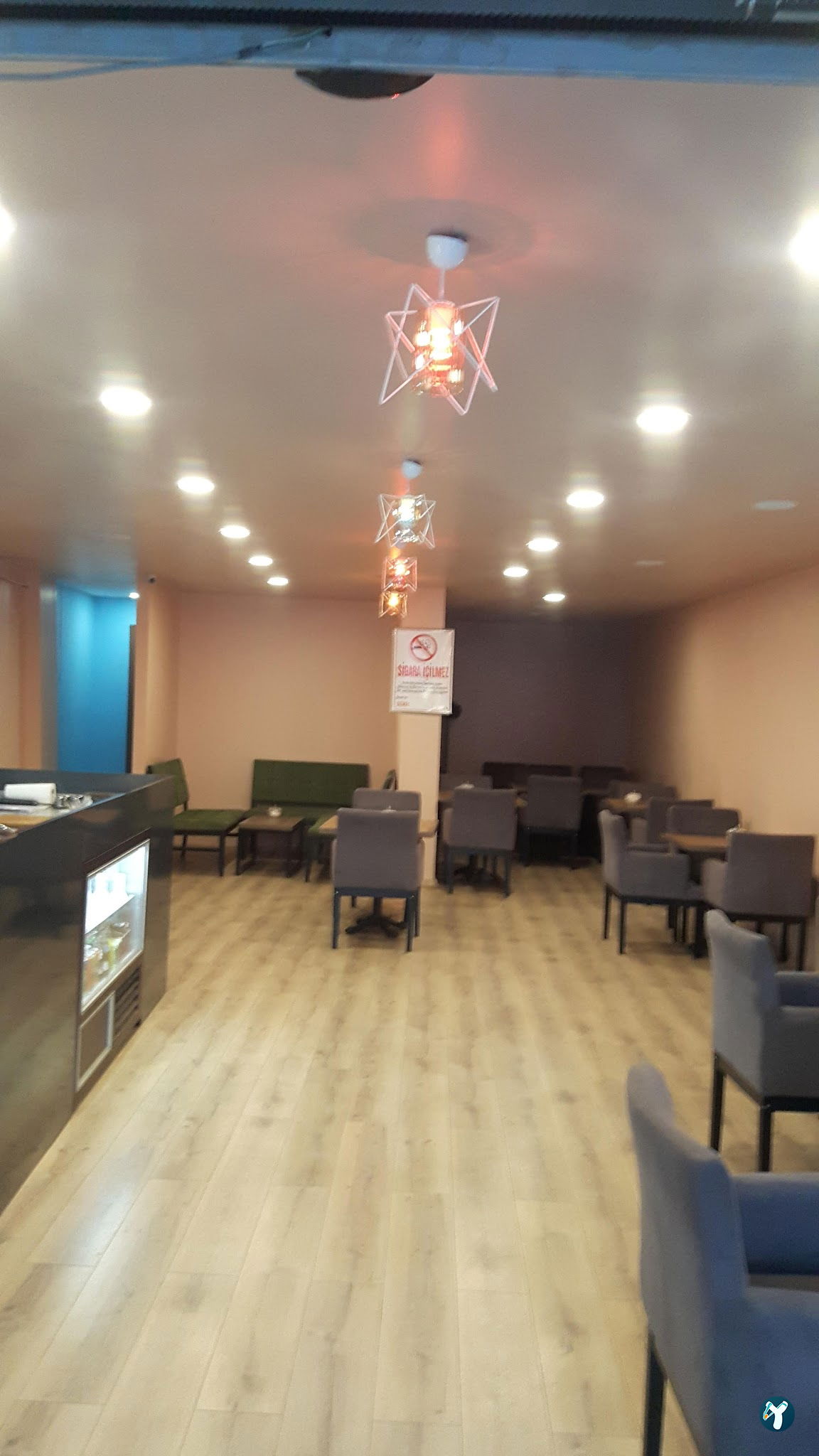 Cafe Lavinya