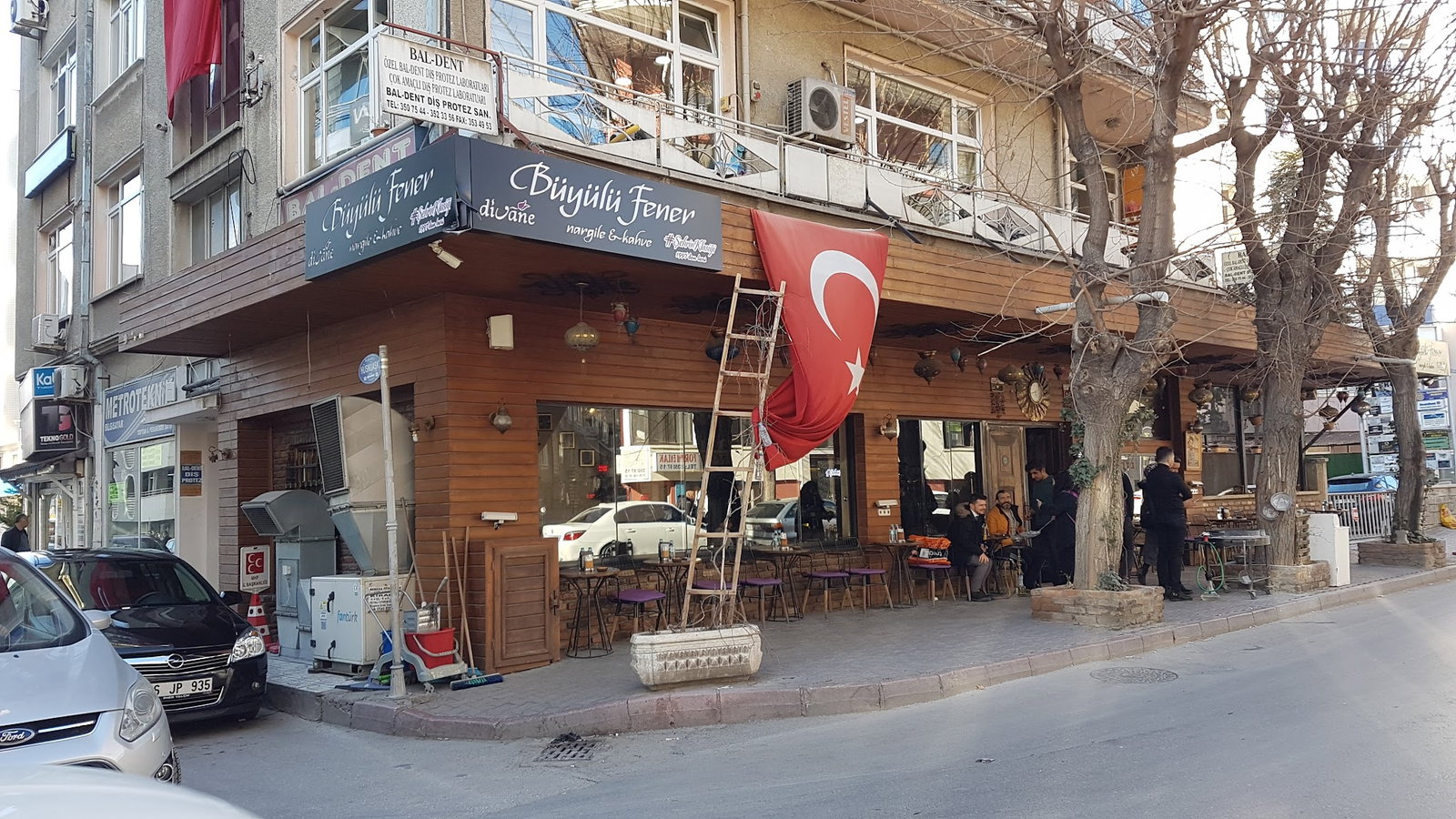 Buyulu Fener Nargile Salonu