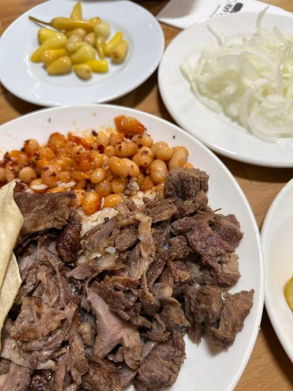 1977 Tarihi Karadeniz Usta işi RESTORAN ( Döner - Pide - Tarihi Kuru Fasulye )