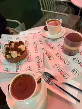 Romella bakery coffee resimleri