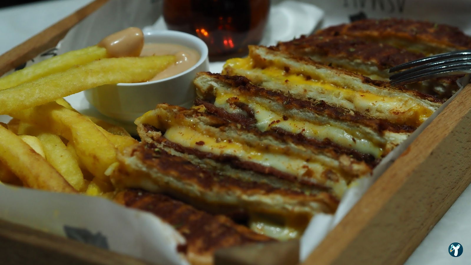 Asmalı Cafe Breakfast,Toast & Hamburgers