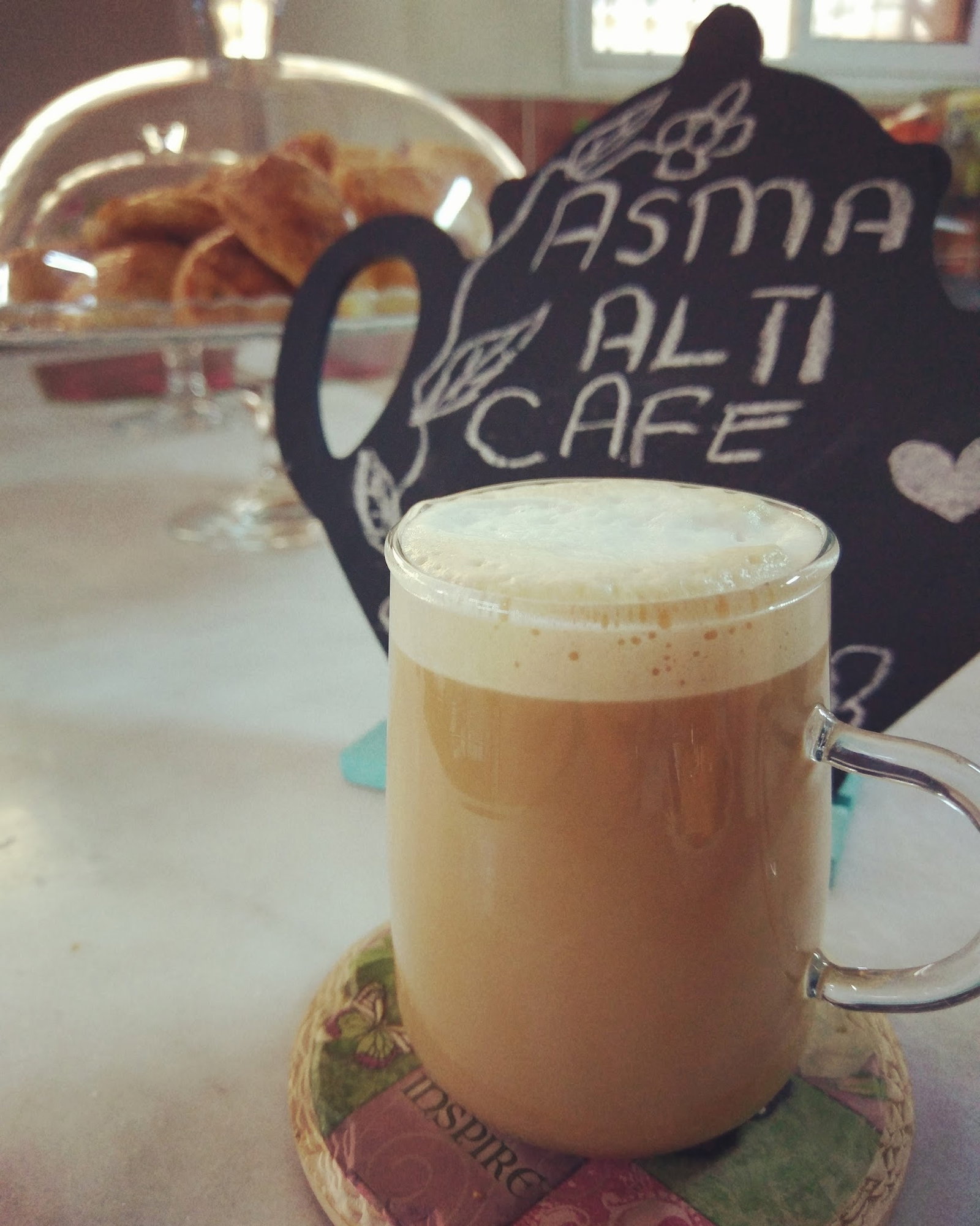 Asmalı Cafe Breakfast,Toast & Hamburgers