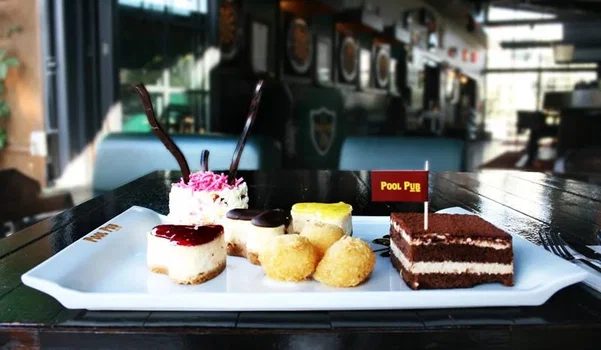Pool Pub resimleri