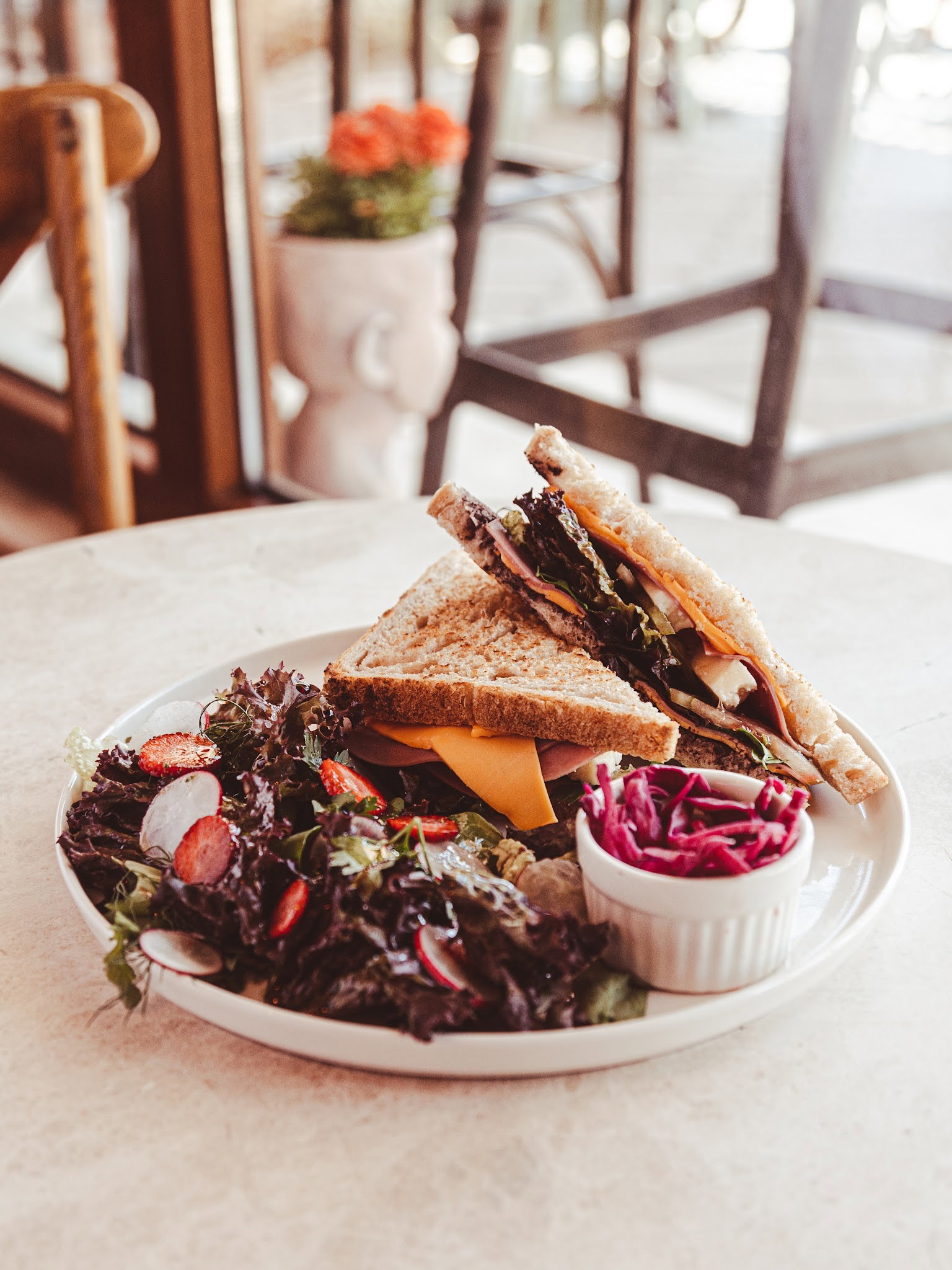 Chez La Vie Coffee & Eatery