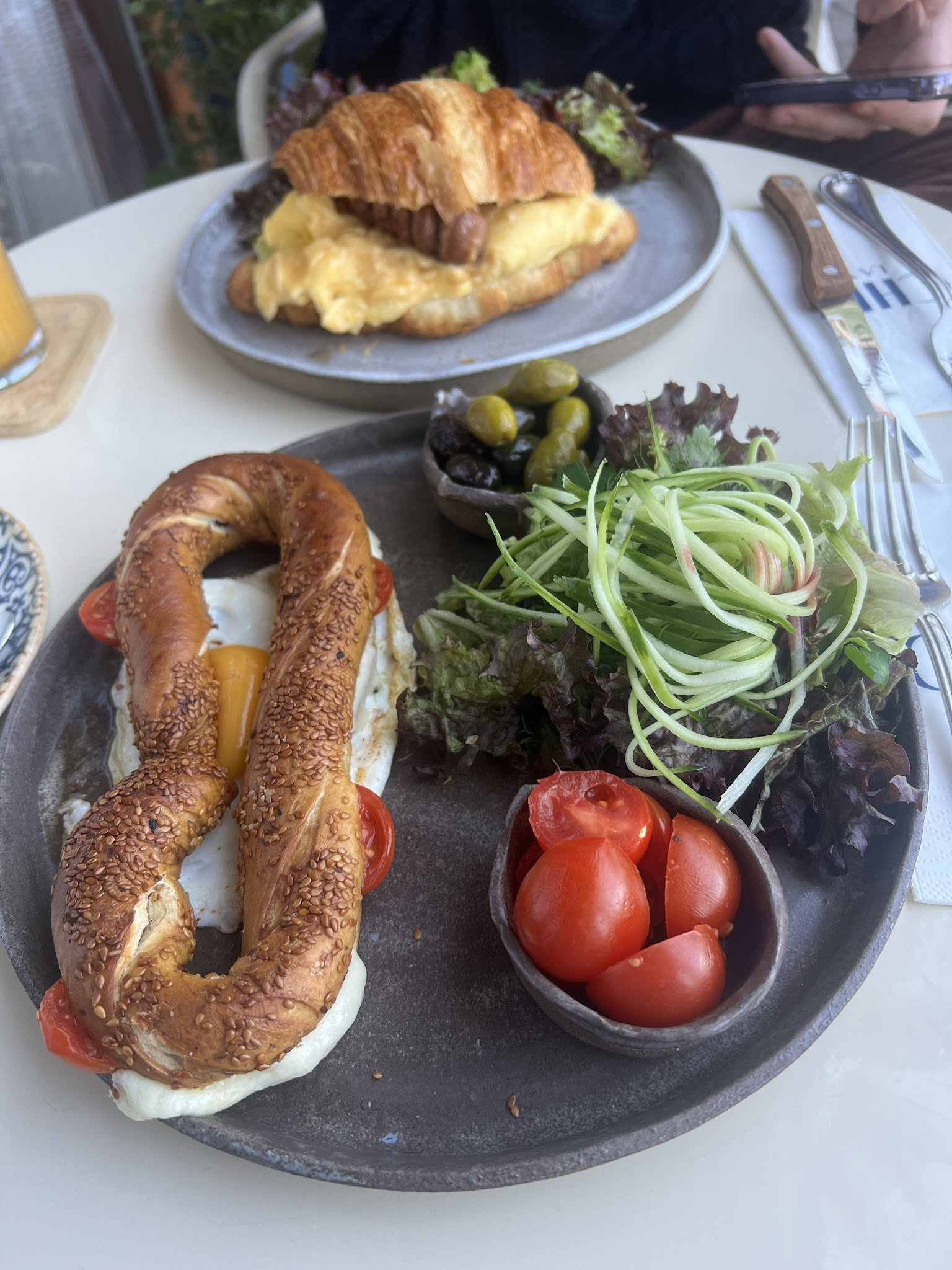 Chez La Vie Coffee & Eatery