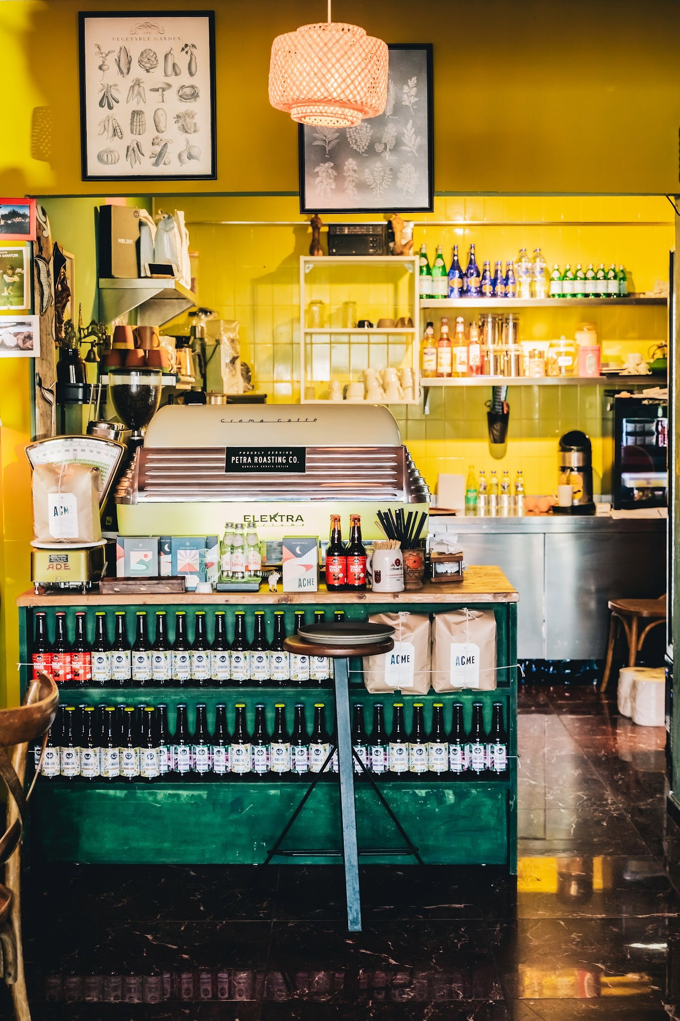 Chez La Vie Coffee & Eatery