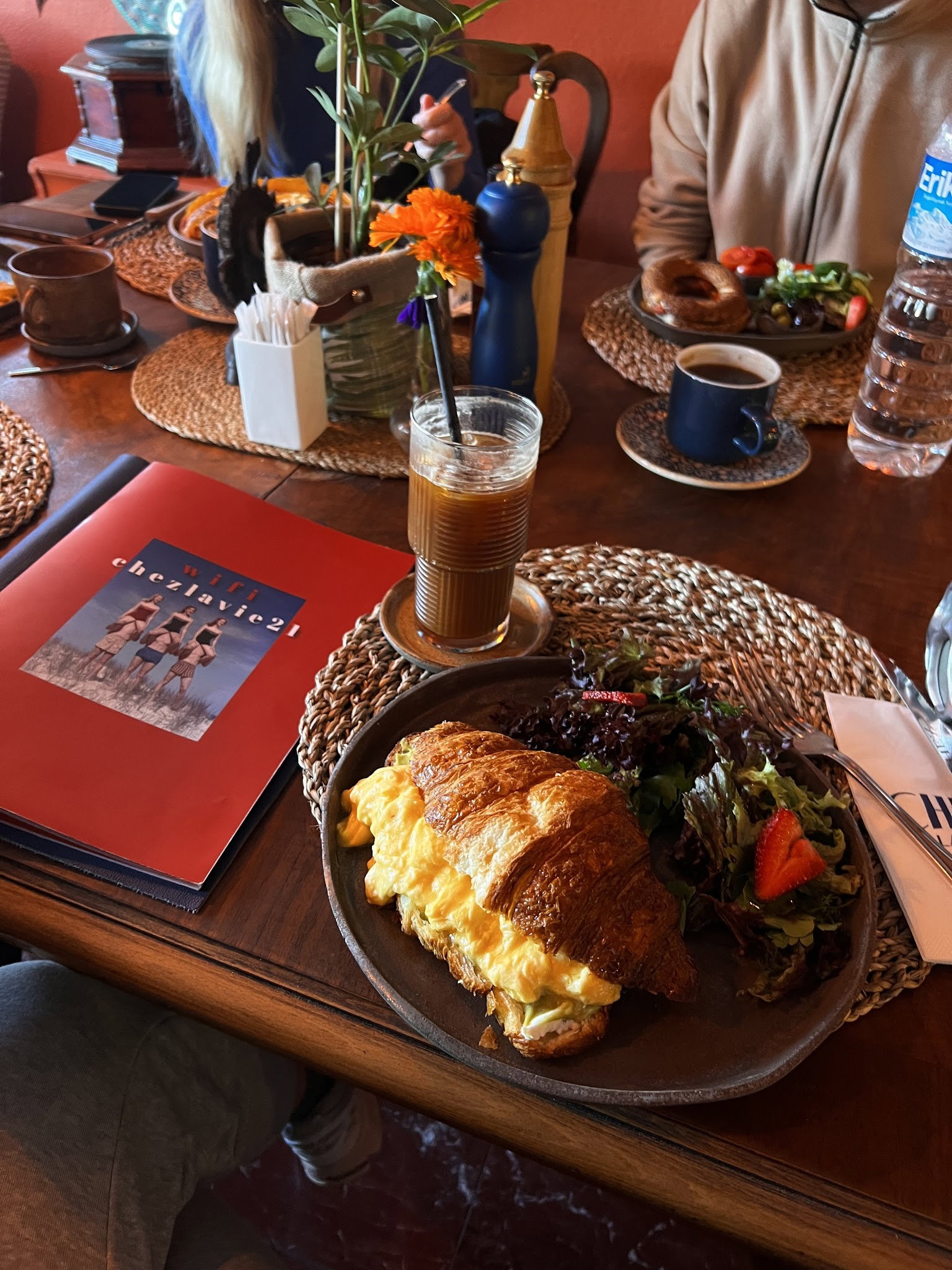 Chez La Vie Coffee & Eatery