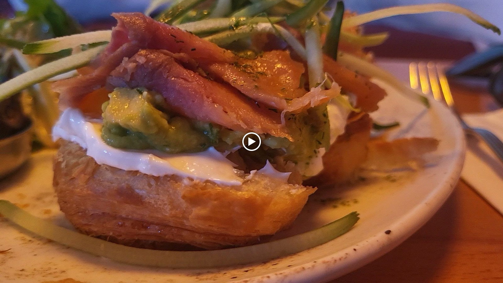 Chez La Vie Coffee & Eatery