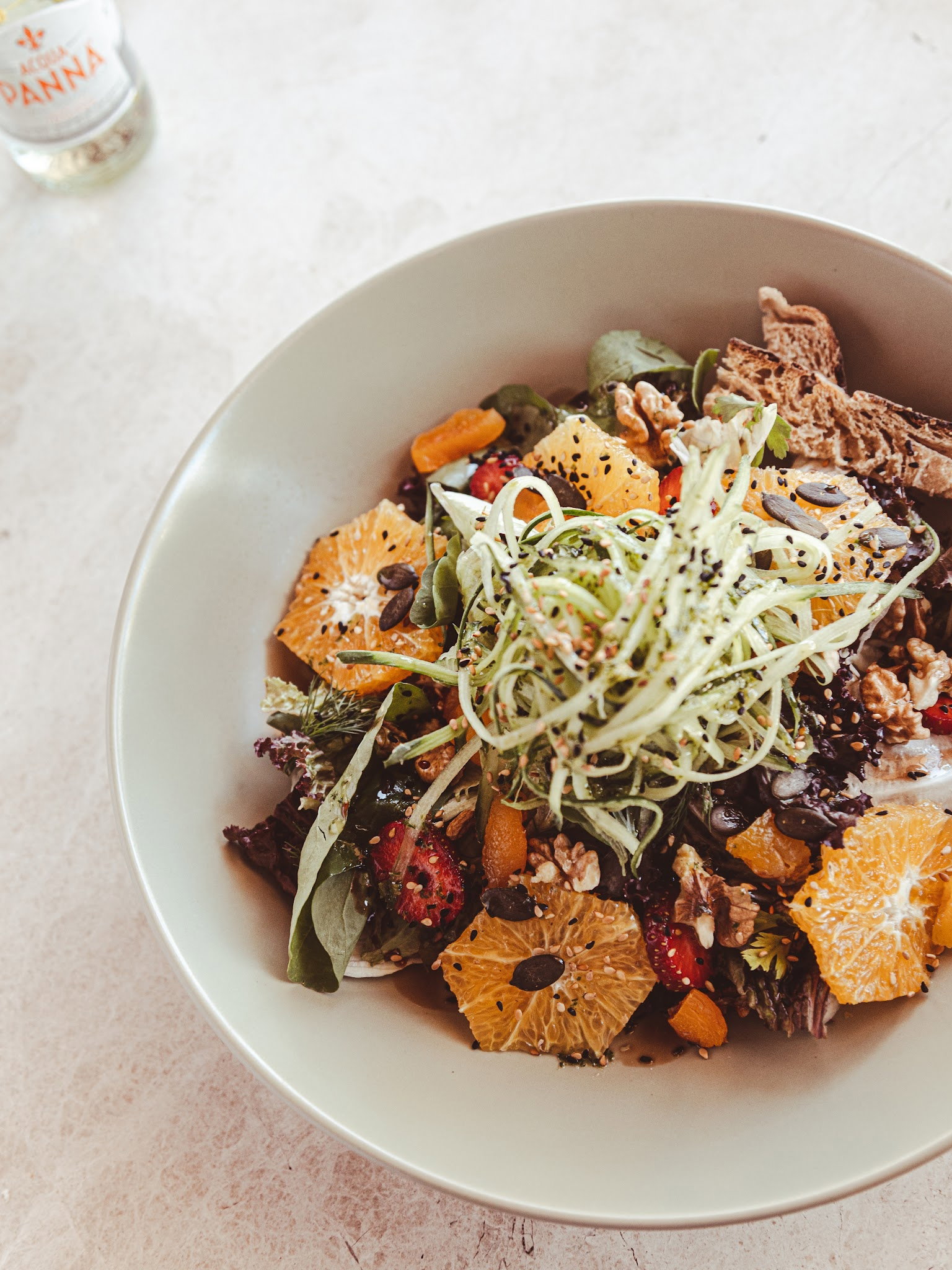 Chez La Vie Coffee & Eatery