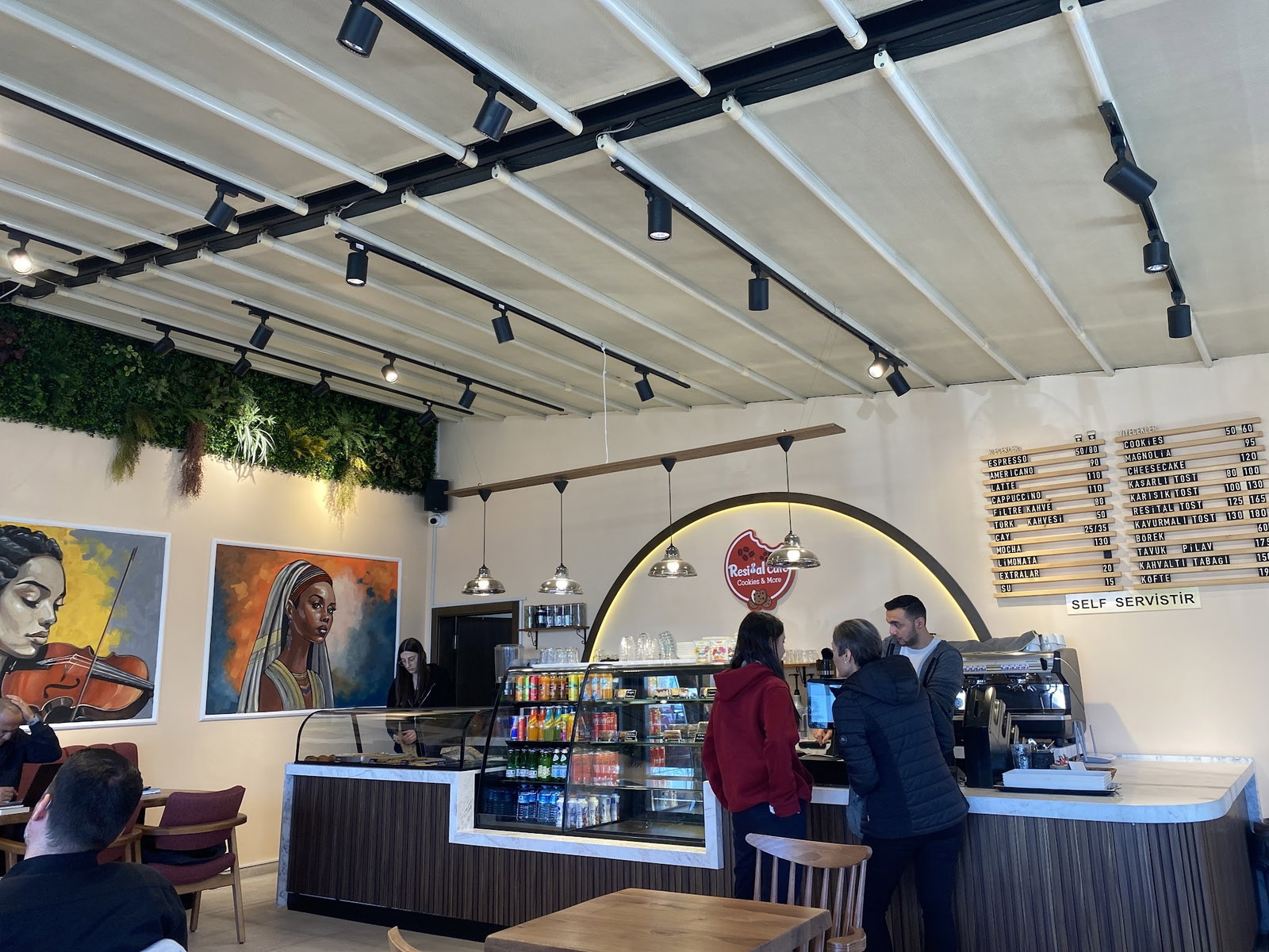 Resital Cafe Cookies&More