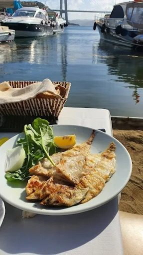 Poyraz Sahil Balık Restaurant